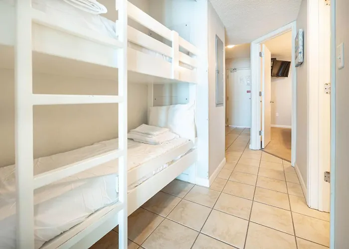 Phoenix Suites West 1205 Hotel