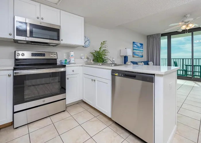 Phoenix Suites West 1205 *